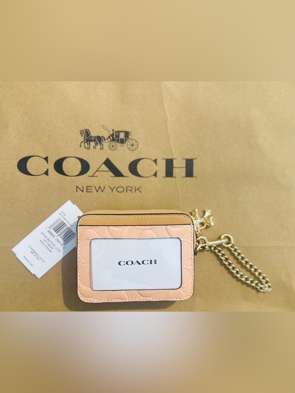 ✨NEW COACH Pastel Pink Card & ID Holder with Gold Chain